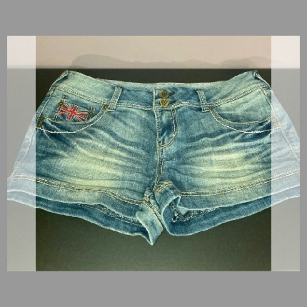 Vanilla Star Union Jack shorts